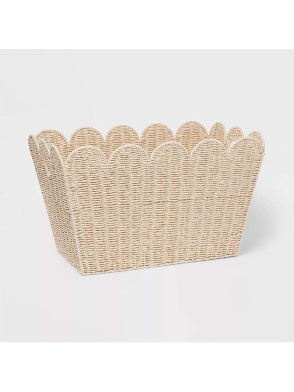 Pillowfort by Target Wicker Woven Scallop Storage Scalloped Floor Basket NEW